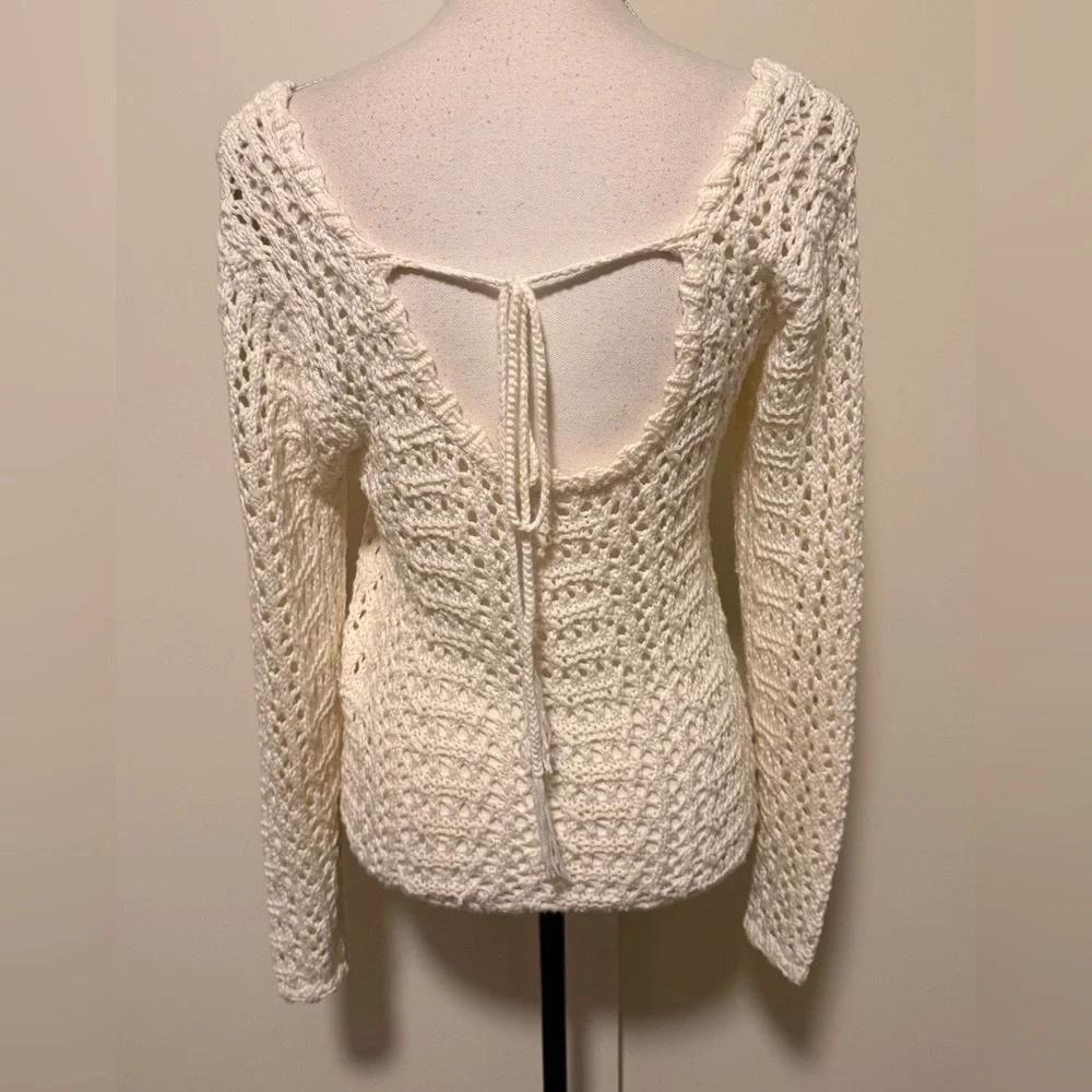 VENUS crochet top